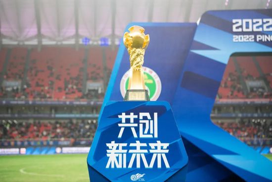 国产树林野战在线播放